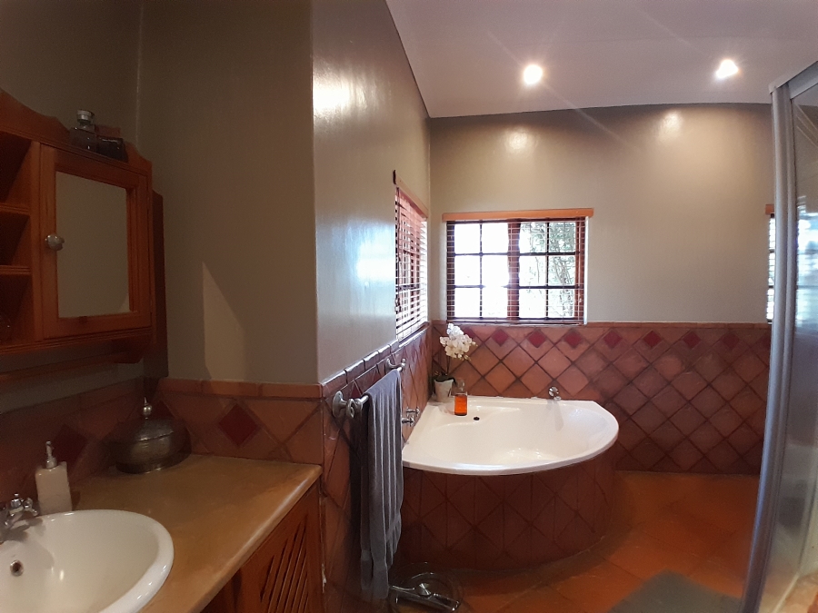 Commercial Property for Sale in Modderfontein A H North West